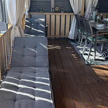 Mobile Homes Allegro & Azzuro Hébergement de vacances *