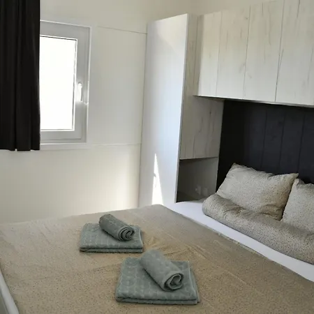 Ferienhaus Mobile Homes Allegro & Azzuro Drage