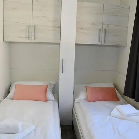 Ferienhaus Mobile Homes Allegro & Azzuro
