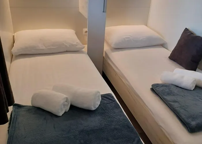 Mobile Homes Allegro & Azzuro Дом отдыха Драге